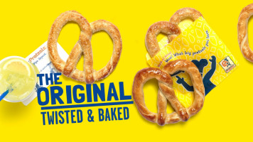 Wetzel's Pretzels food