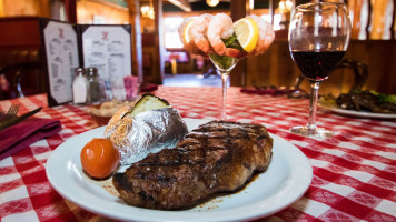 Texas Reds Steakhouse food