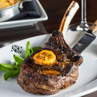 Hyde Park Prime Steakhouse food