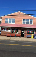 Surf City Pizza outside