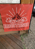 Montasia outside