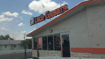 Little Caesars Pizza food