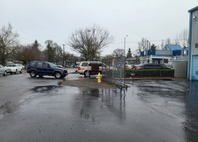 Dutch Bros Coffee outside