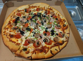 Bambinos Pizzeria food