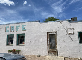 Lynette's Sugar City Cafe outside