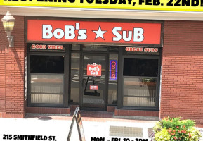 Bob's Sub outside