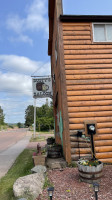 Dusty's Saloon outside