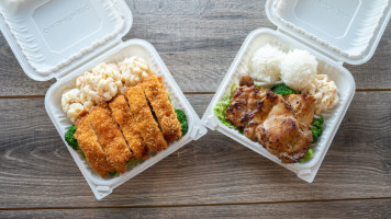 Ono Hawaiian Bbq inside