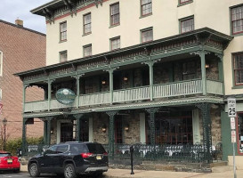 Lambertville House outside