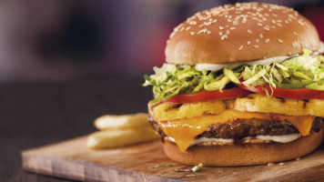 Red Robin Gourmet Burgers And Brews food