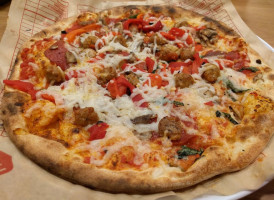 Mod Pizza food