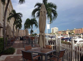 Waterside Grill – Tampa Marriott Waterside food