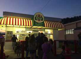 Rita's Italian Ice Frozen Custard outside