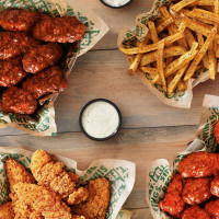 Wingstop food