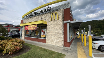 Mcdonald's outside