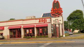 Arby's outside