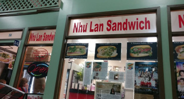 Nhu Lan Sandwich Shop food