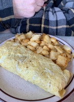 Agawam Diner outside