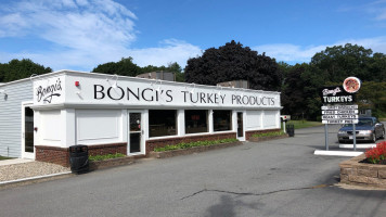 Bongi's Turkey Roost outside