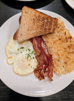 Leesburg Diner inside