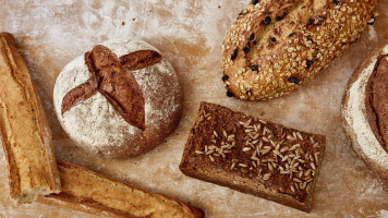 Le Pain Quotidien inside