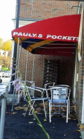 Pauly's Pockets outside