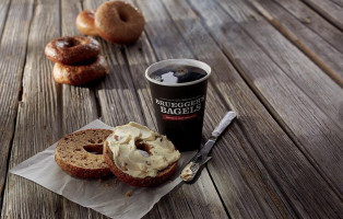 Bruegger's Bagels food