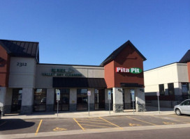 Pita Pit inside