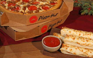 Pizza Hut food