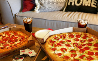 Pizza Hut food