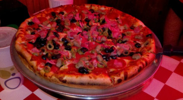 Paesano's Pizza food