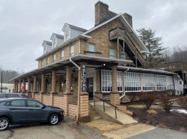 The Stone House And Country Inn food