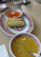 Fong's Cafe food