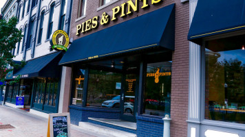 Pies Pints Lexington, Ky food