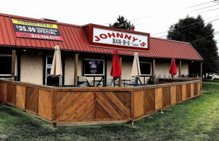 Johnny's Bbq Olathe inside