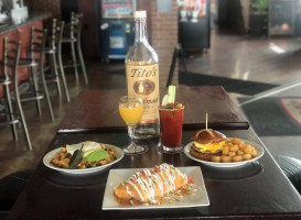 Lodo's Bar Grill Now Legacy Point Restaurant food