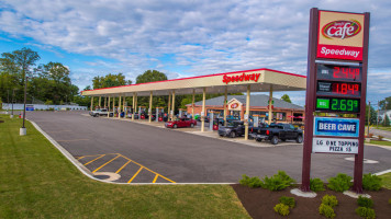 Speedway outside