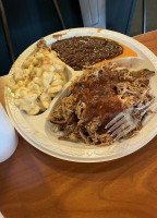 Willard's Real Pit Bbq food