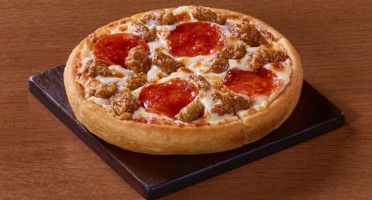 Pizza Hut food