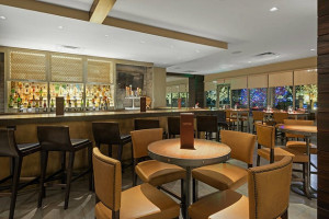 Canyons Restaurant Bar inside