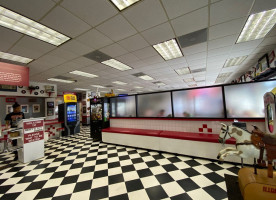 Bert's 50's Diner inside