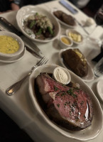 Kreis' Steakhouse food