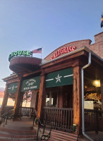 Saltgrass Steak House outside