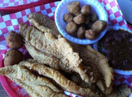 Sam's Southern Eatery food