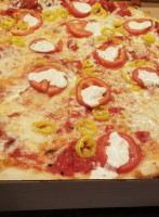 The Upper Crust Pizzeria food