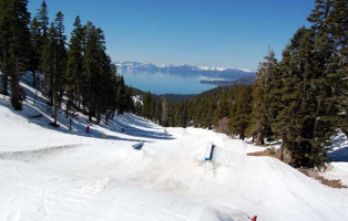 Snowflake Lodge Diamond Peak Ski Resort outside