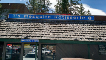 T's Mesquite Rotisserie outside