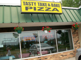 Tasty Take Bake Pizza outside