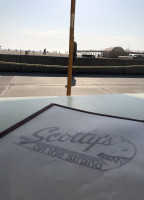 Scotty's on the Strand food