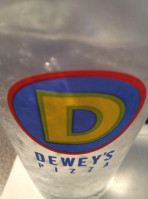 Dewey's Pizza food